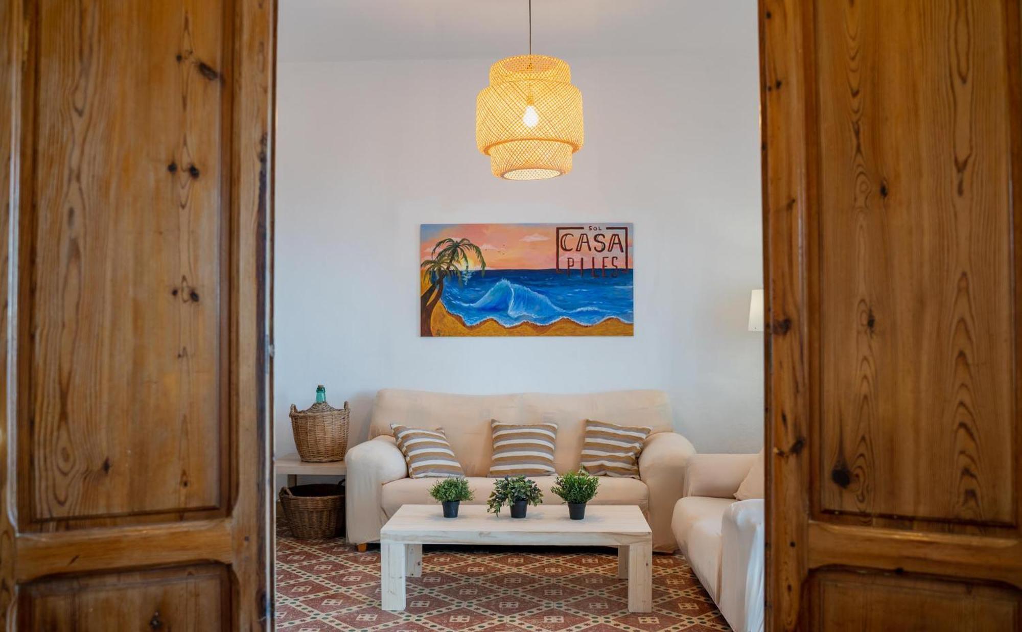 Beachfront House ピレス エクステリア 写真