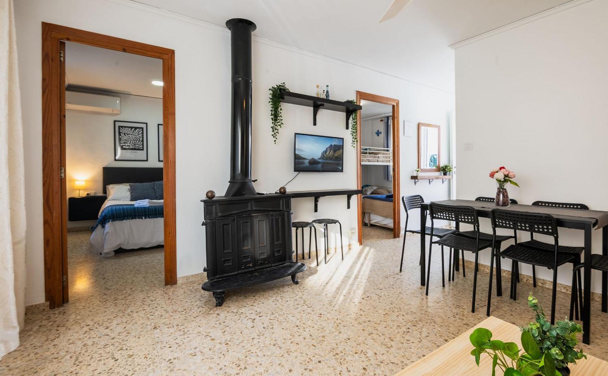 Beachfront House ピレス エクステリア 写真